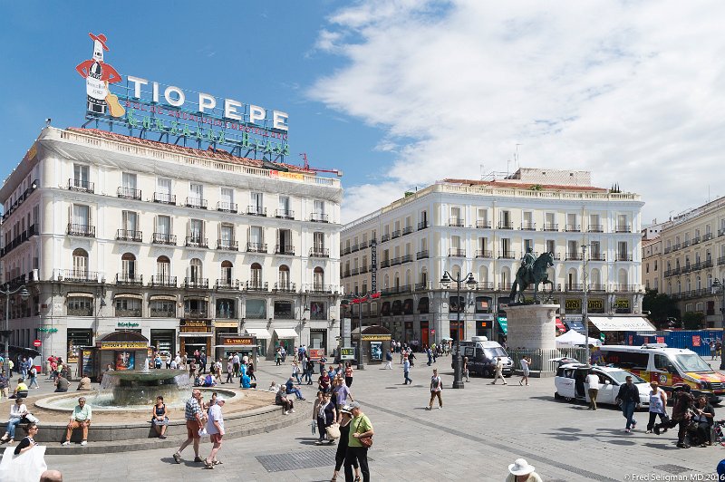 20160606_123525 D4S.jpg - The iconic Tio Pepe neon sign, has dominated the skyline of Madrid’s central square, La Puerta del Sol, since 1936 for all but 3 years